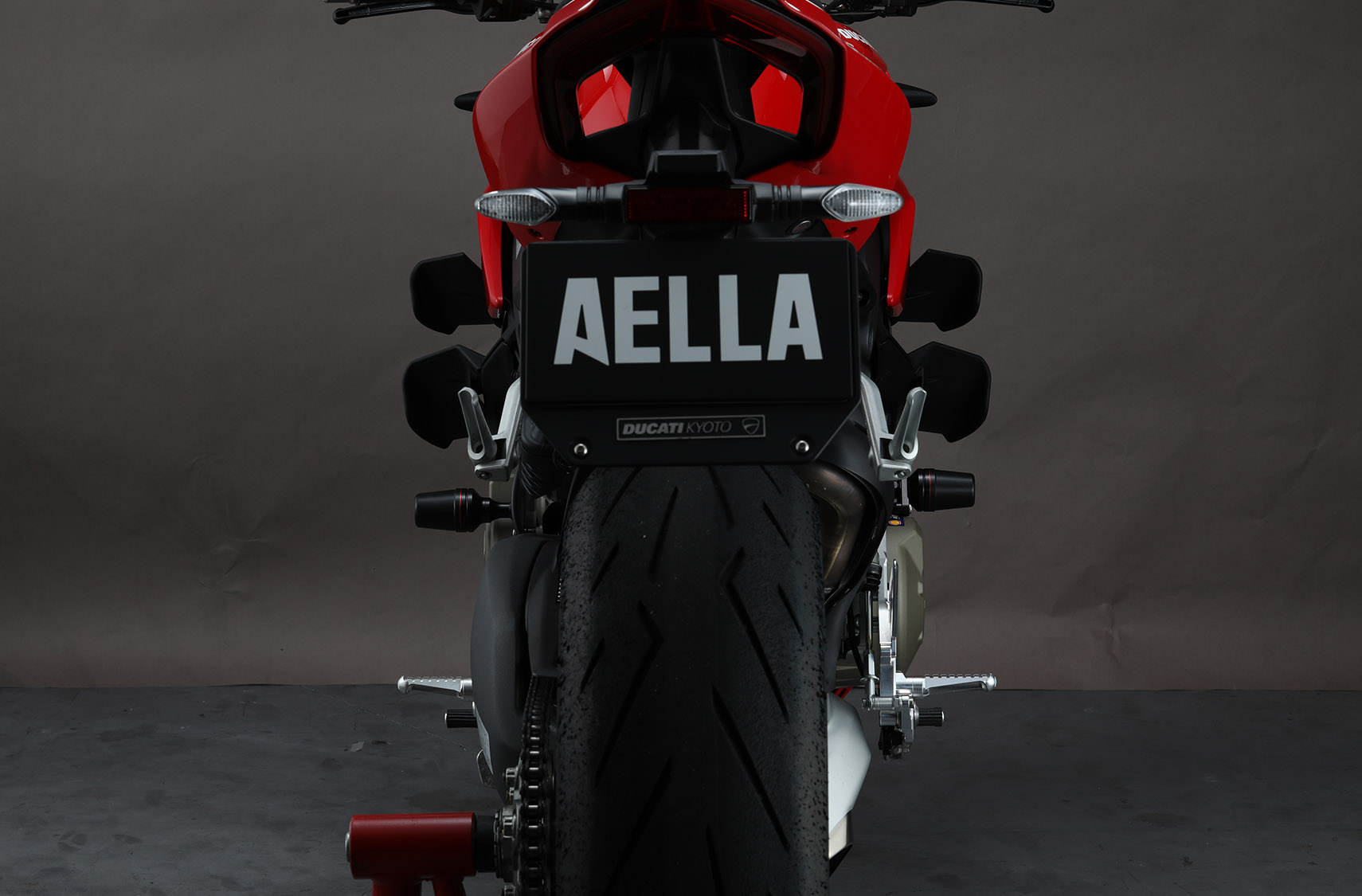 AELLA Frame Slider Kit For the Ducati Streetfighter V4 SP (2022+)